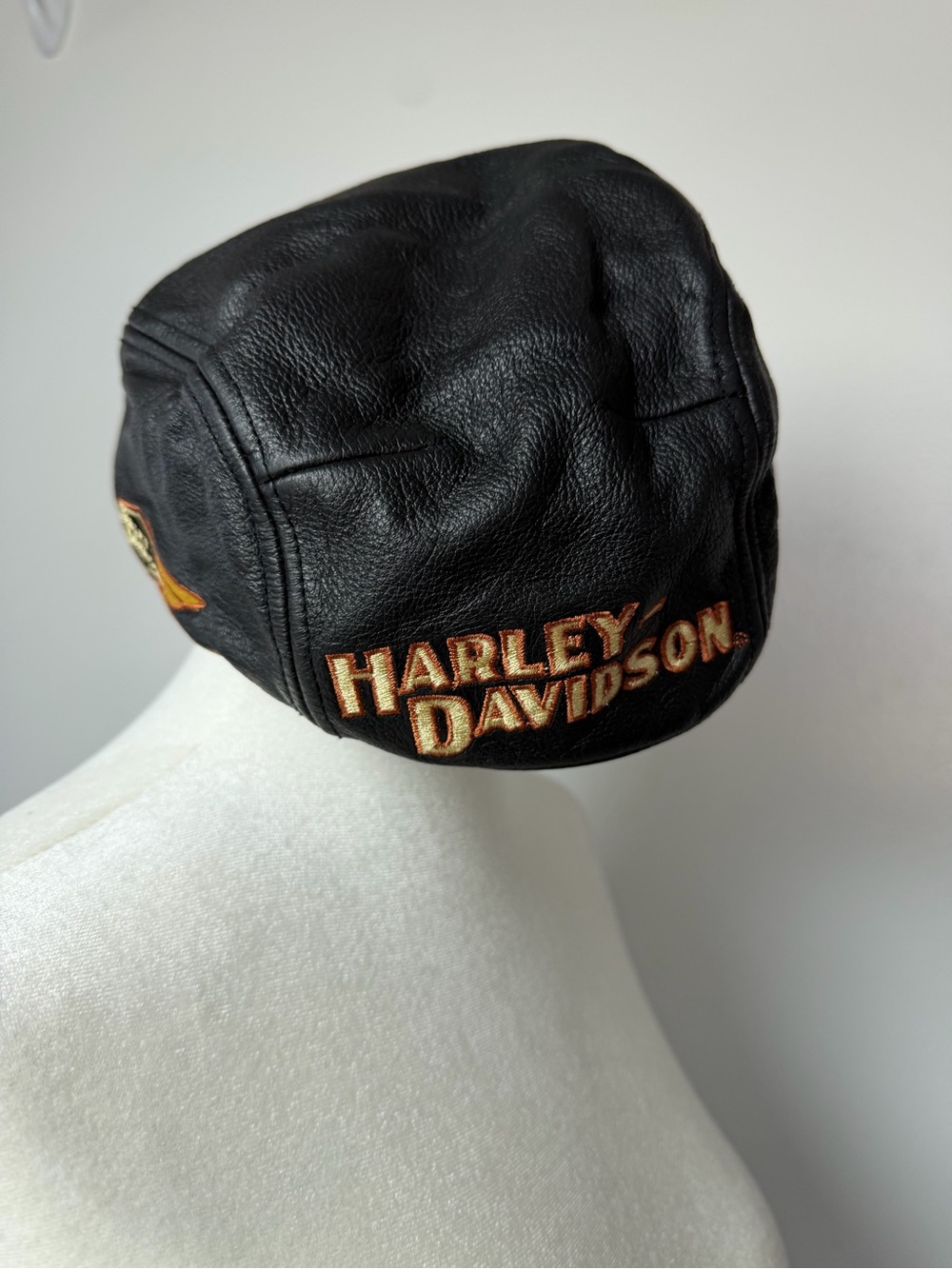Vintage Harley-Davidson Black Leather Beret Embroidered Biker Hat Unisex - Picture 4 of 14